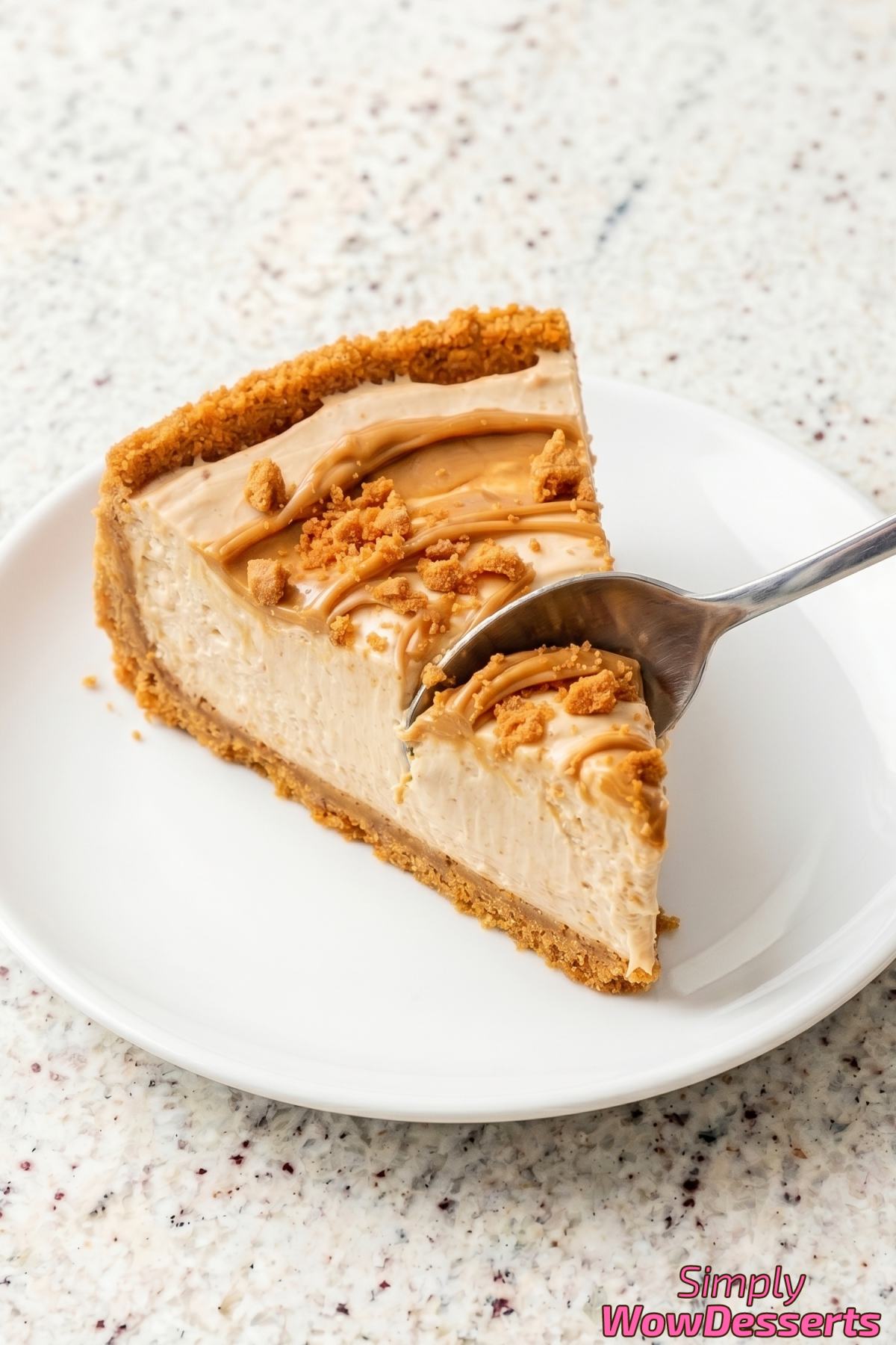 Gorgeous no-bake Biscoff cheesecake swirl