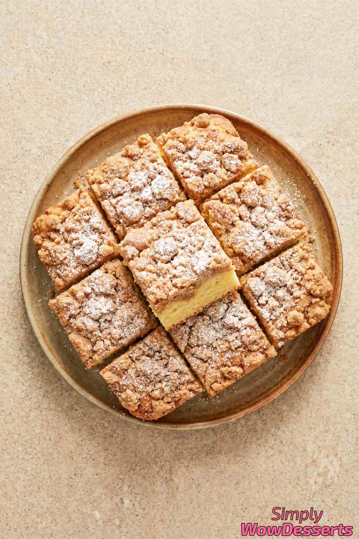 Sugar-dusted New York Crumb Cake