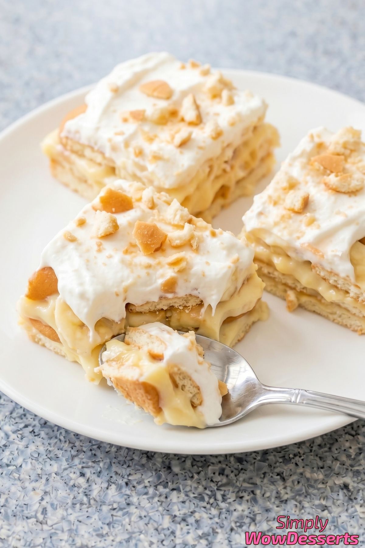 Creamy Southern banana pudding in a glass dish