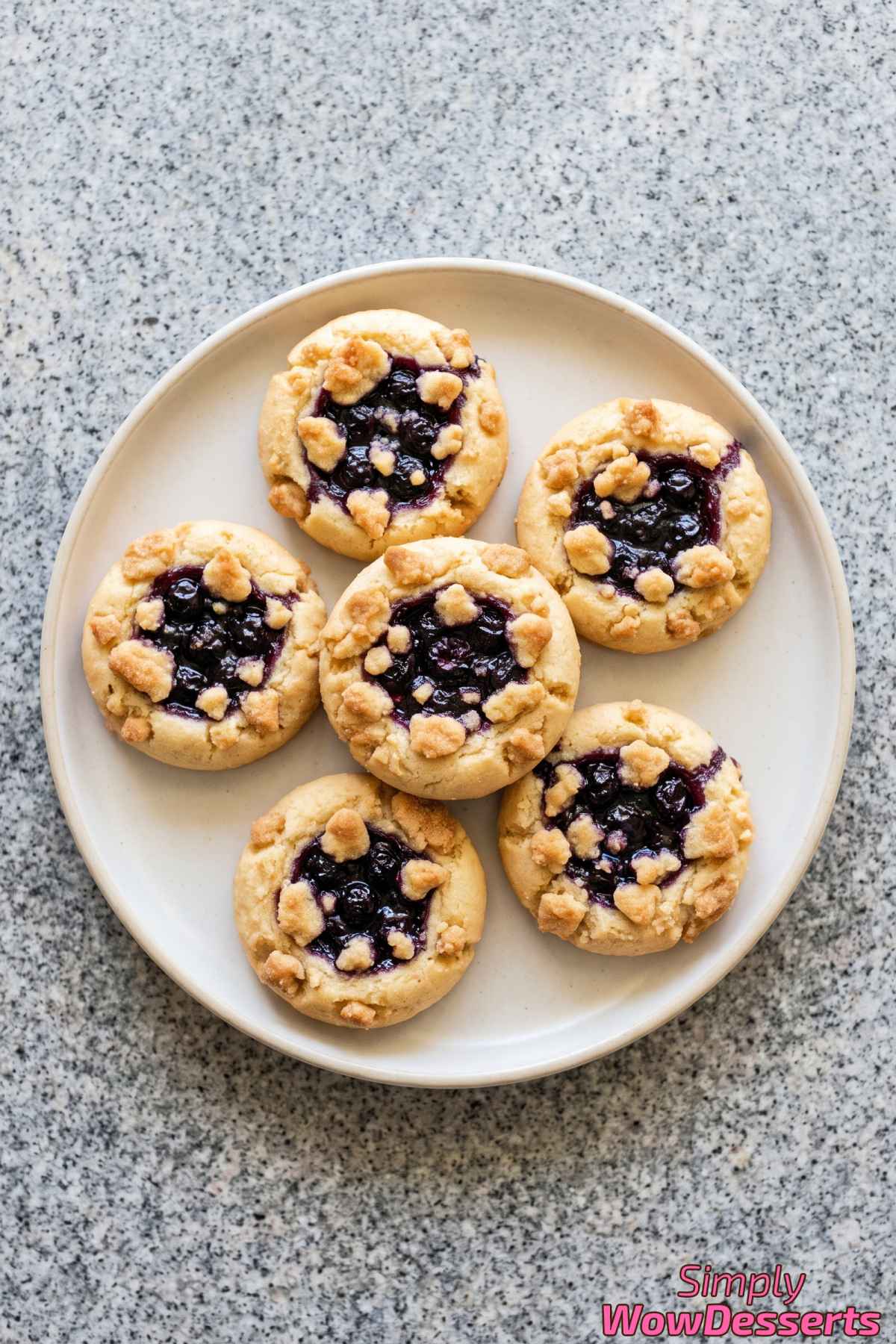 Buttery blueberry crumble cookies