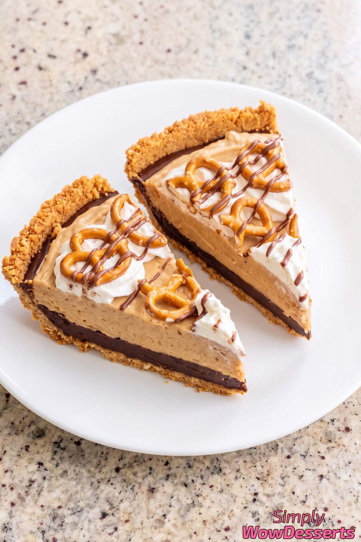 No bake chocolate pretzel pie