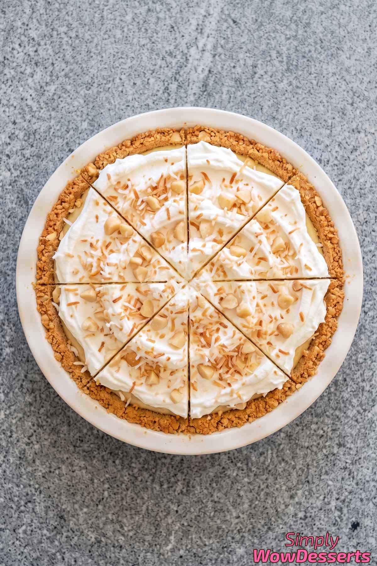 Creamy coconut macadamia cream pie