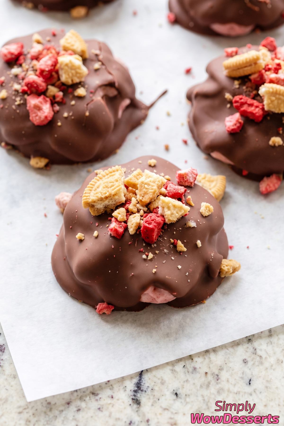 Chocolate strawberry clusters on a plate