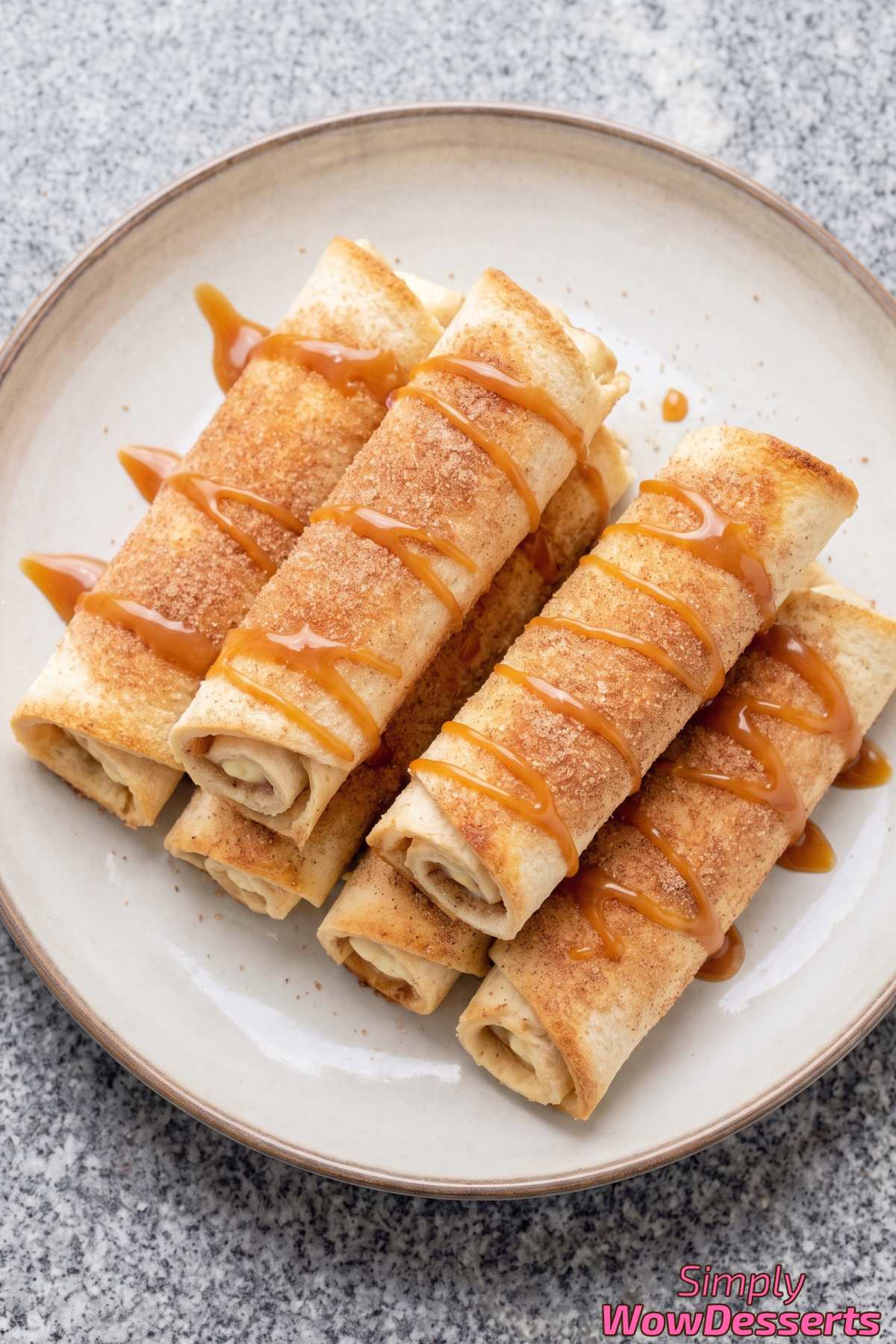 Homemade cinnamon cheesecake roll-ups